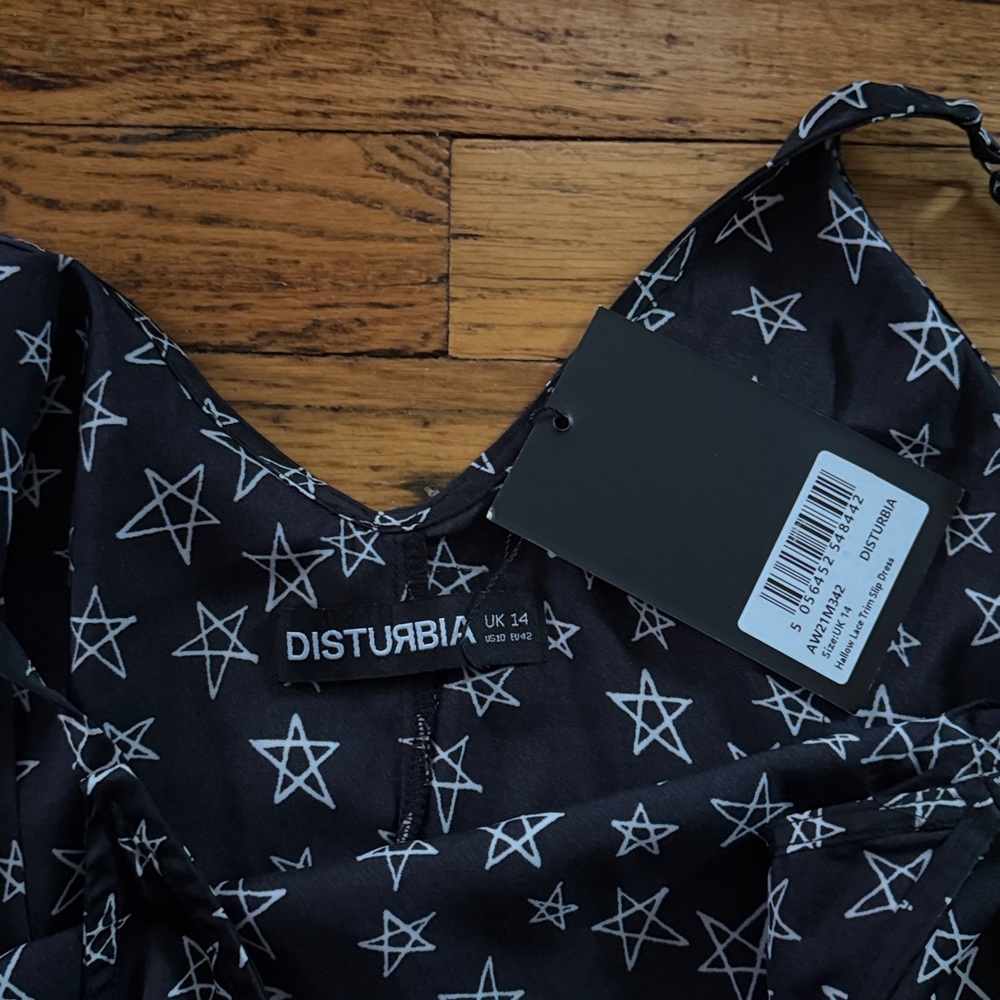 Hallow Lace Trim Slip Dress NWT UK 14 US size 10 - Picture 3 of 5